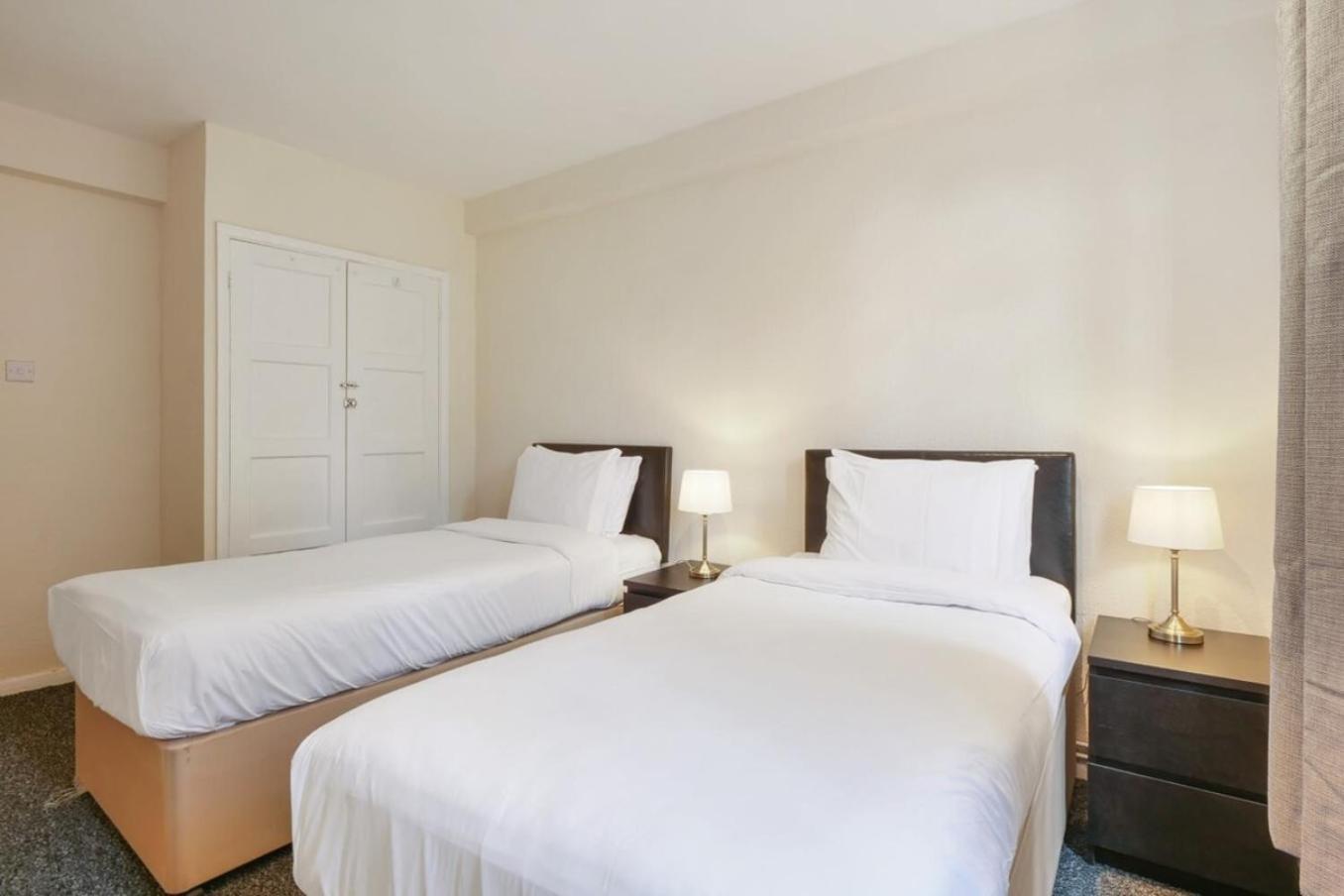 The Serene 2-Bedroom Flat W Free Street Parking Sutton  Eksteriør billede