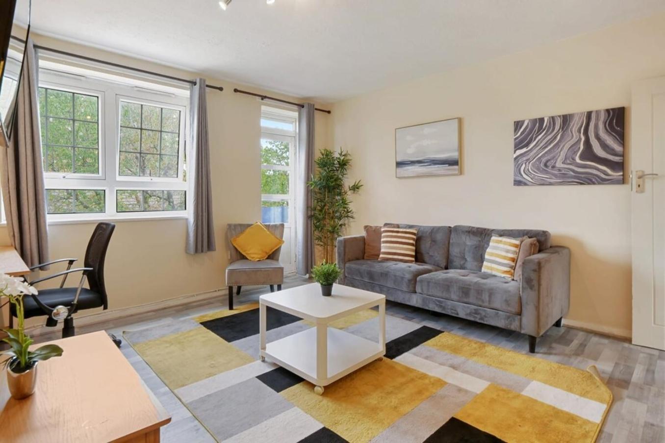The Serene 2-Bedroom Flat W Free Street Parking Sutton  Eksteriør billede